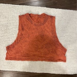 Lulu crop tank top